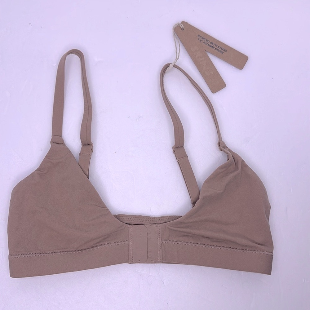 NWT Skims Sienna Fits Everybody Adaptive
Triangle Bralette, XXS